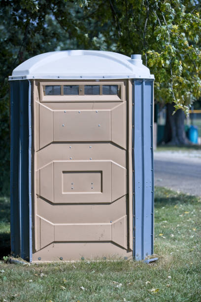 Best Best portable toilet rental  in La Cygne, KS